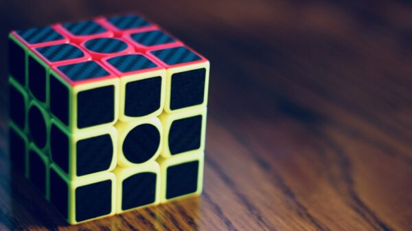 Enigmaens gleder med Rubiks kube